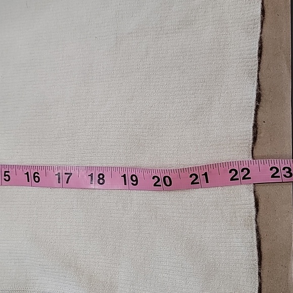 TSE Size S Cream Colored Cashmere & Silk Mock Neck Long Sleeve Knit Top/Sweater - Picture 8 of 12